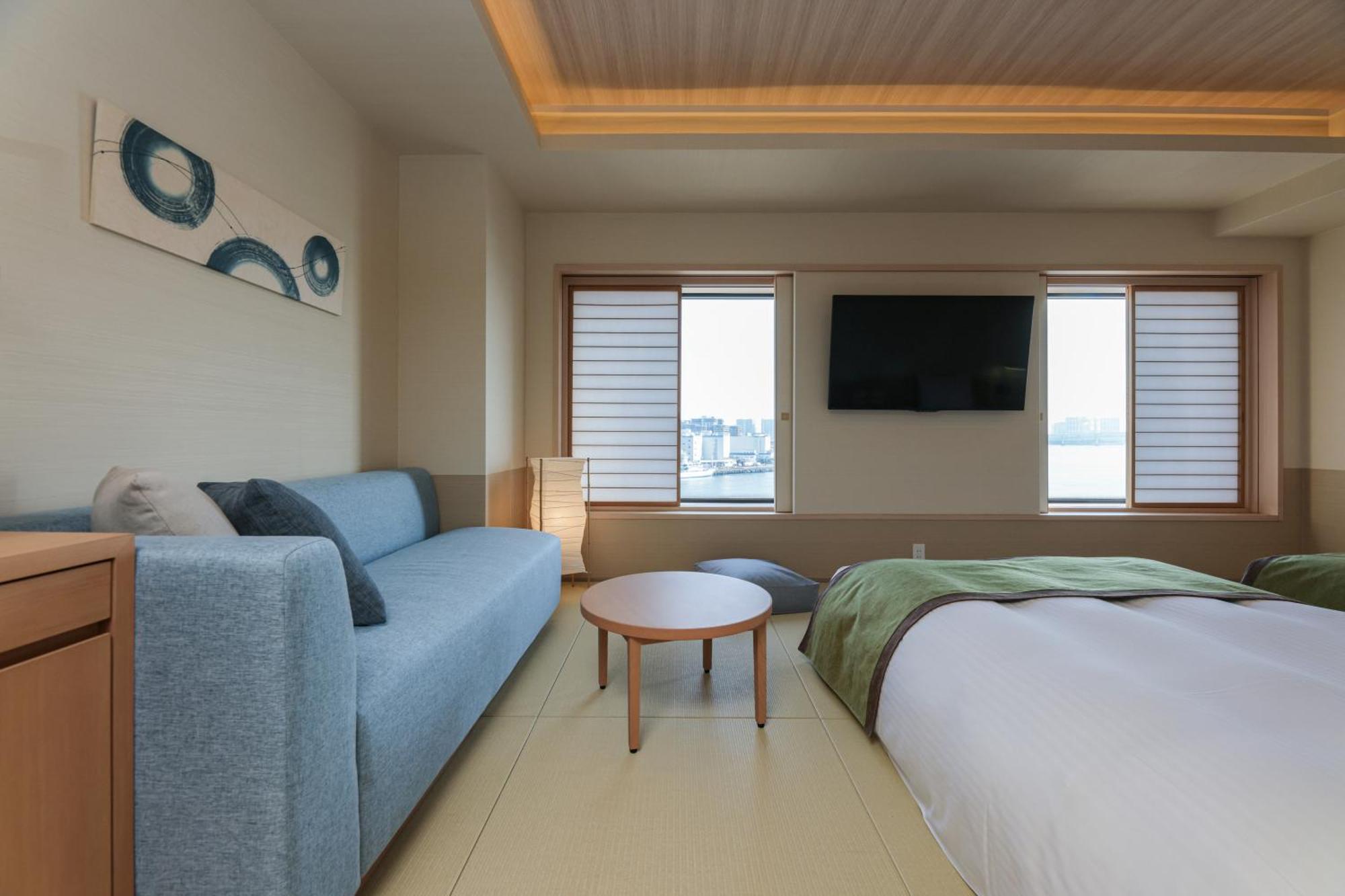 Bayside Hotel Azur Takeshiba Tokyo Exterior photo