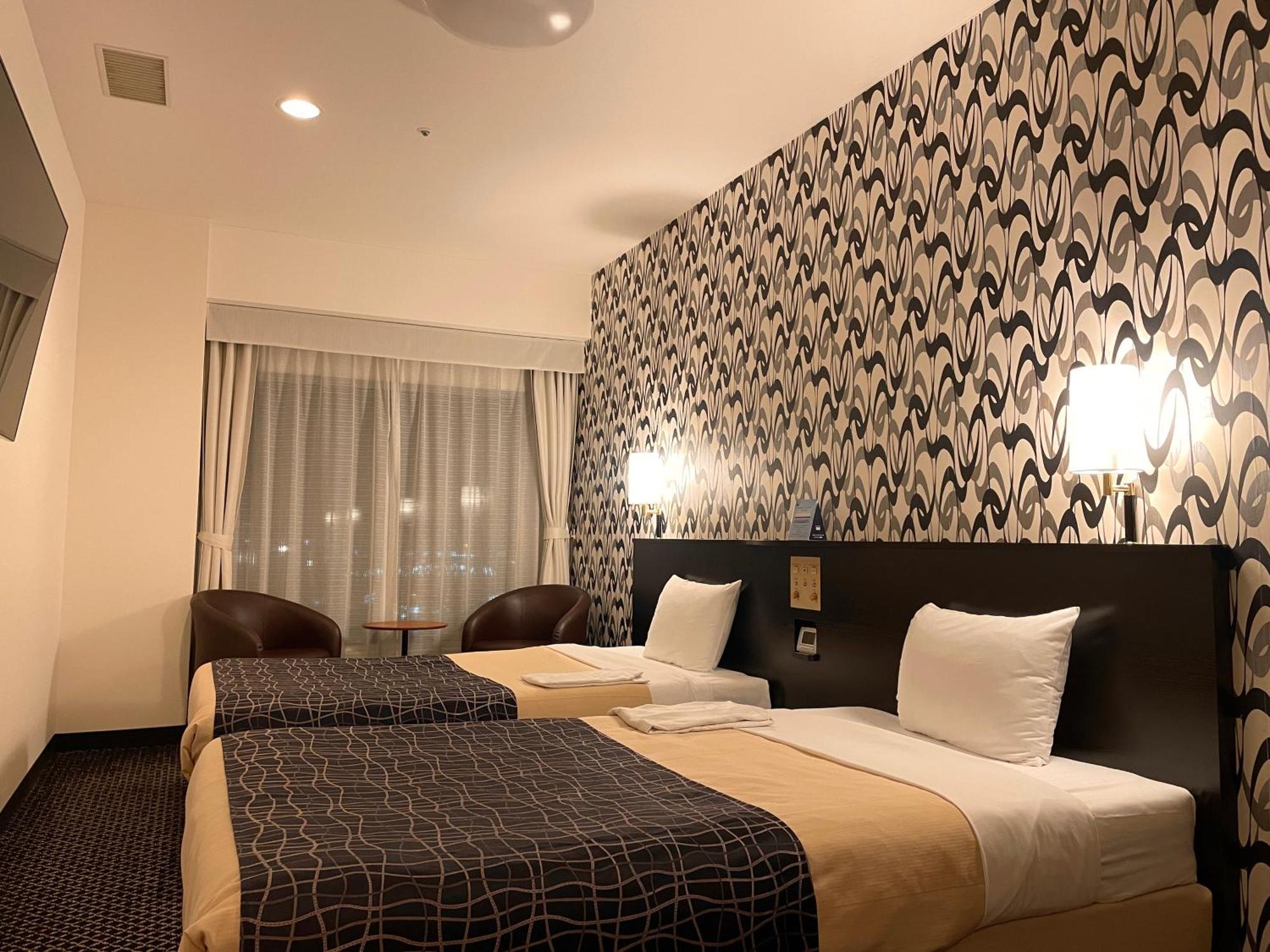 Bayside Hotel Azur Takeshiba Tokyo Exterior photo